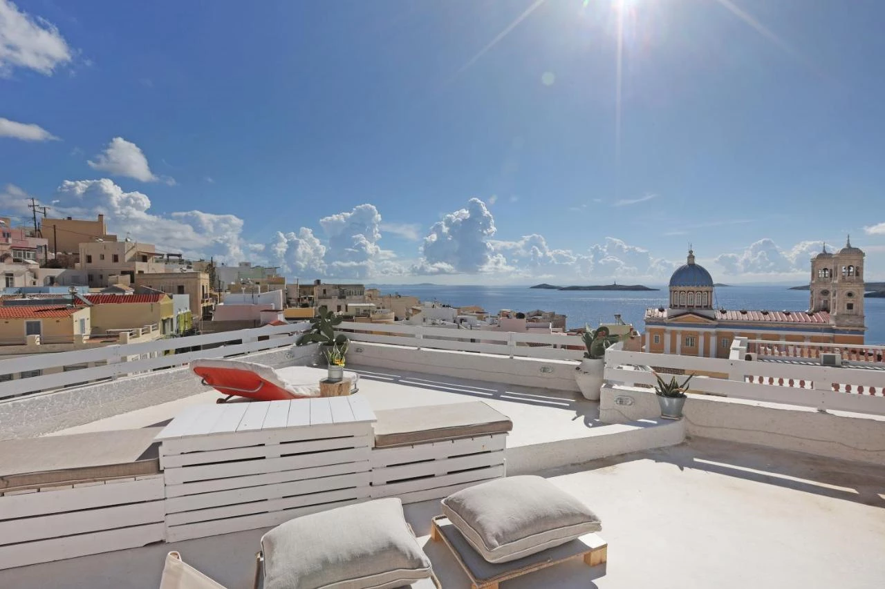 San Nikolas View
